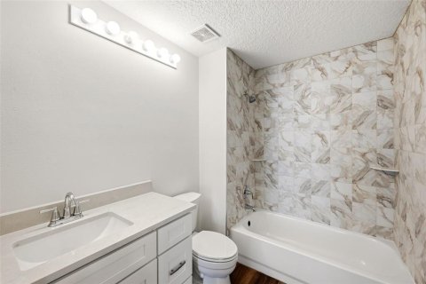Condo in Celebration, Florida, 1 bedroom № 2093186 - photo 24