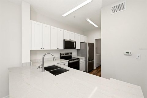 Condo in Celebration, Florida, 1 bedroom № 2093186 - photo 13