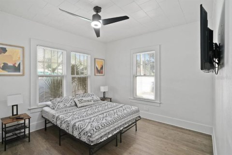 Commercial property in Orlando, Florida 231.88 sq.m. № 2095547 - photo 12