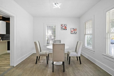 Commercial property in Orlando, Florida 231.88 sq.m. № 2095547 - photo 8