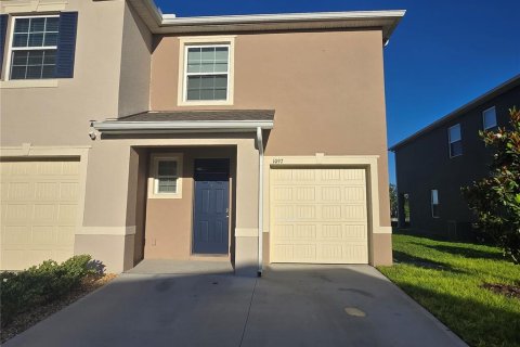 Townhouse in Davenport, Florida 3 bedrooms, 163.32 sq.m. № 1803192