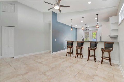 Villa ou maison à vendre à Tampa, Floride: 2 chambres, 129.41 m2 № 2431105 - photo 15