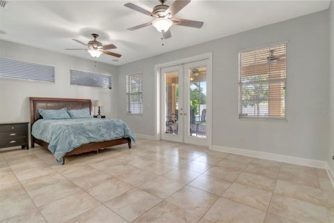 Villa ou maison à vendre à Tampa, Floride: 2 chambres, 129.41 m2 № 2431105 - photo 17
