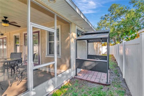 Villa ou maison à vendre à Tampa, Floride: 2 chambres, 129.41 m2 № 2431105 - photo 27