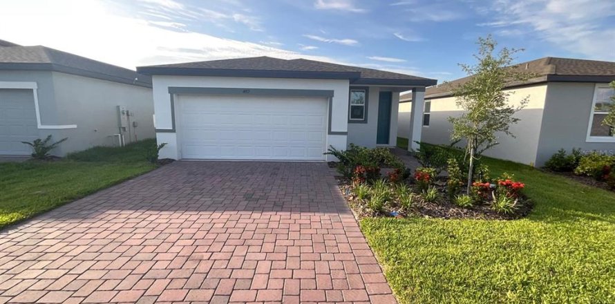 House in Winter Haven, Florida 3 bedrooms, 137.77 sq.m. № 1778815