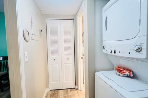 Condo in Bradenton, Florida, 2 bedrooms  № 1844280 - photo 19