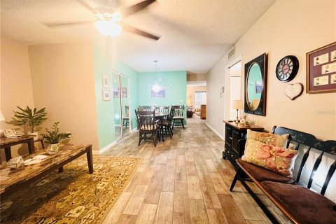 Condo in Bradenton, Florida, 2 bedrooms  № 1844280 - photo 5
