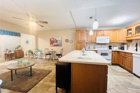 Condo in Bradenton, Florida, 2 bedrooms  № 1844280 - photo 10