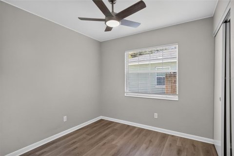 Villa ou maison à vendre à Tampa, Floride: 3 chambres, 117.8 m2 № 2416485 - photo 14