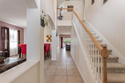 House in Davenport, Florida 5 bedrooms № 1855232 - photo 9