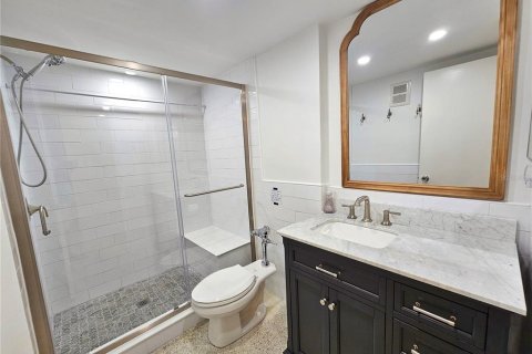 Снять в аренду кондоминиум в Сент-Пит-Бич, Флорида 5 комнат, 124.02м2, № 1792742 - фото 12