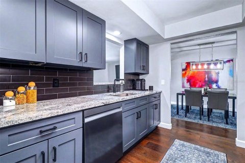 Купить виллу или дом в Семинол, Флорида 6 комнат, 169.55м2, № 2151376 - фото 19