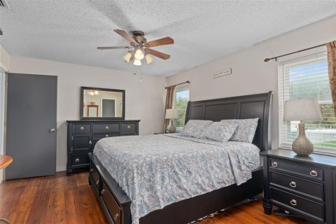 House in Inverness, Florida 3 bedrooms, 132.66 sq.m. № 1838835 - photo 14