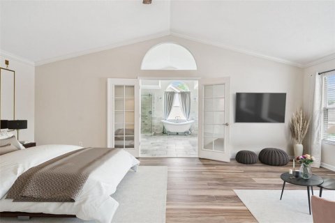 House in Tampa, Florida 5 bedrooms, 322.74 sq.m. № 1885284 - photo 14