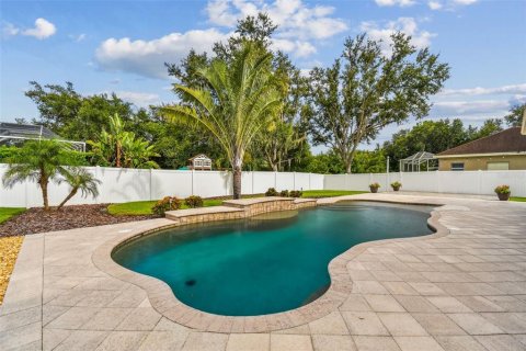 House in Tampa, Florida 5 bedrooms, 322.74 sq.m. № 1885284 - photo 28