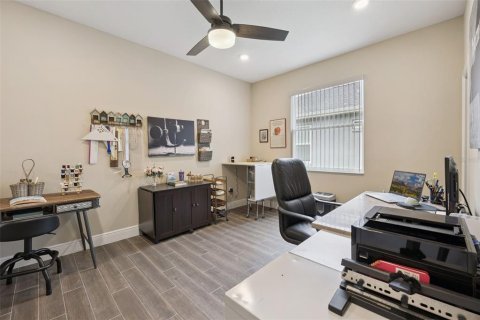 Casa en venta en Leesburg, Florida, 3 dormitorios, 188.68 m2 № 2101078 - foto 23