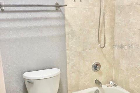 Condominio en alquiler en Maitland, Florida, 1 dormitorio, 51.1 m2 № 1881212 - foto 11