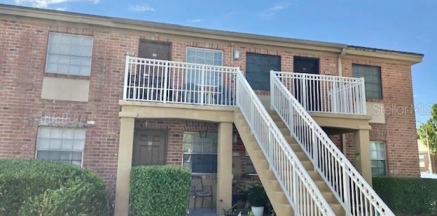 Condominio en Maitland, Florida, 1 dormitorio  № 1881212