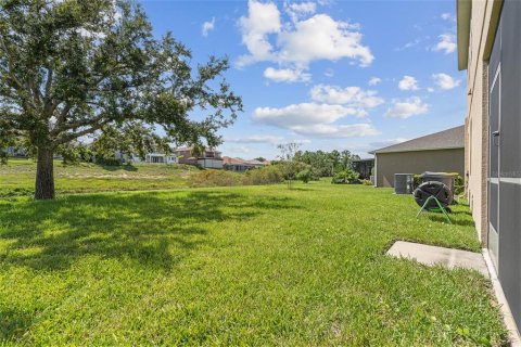 House in Davenport, Florida 5 bedrooms, 286.05 sq.m. № 1905930 - photo 28
