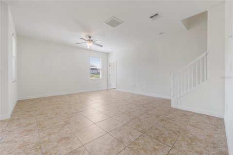 House in Davenport, Florida 5 bedrooms, 286.05 sq.m. № 1905930 - photo 9