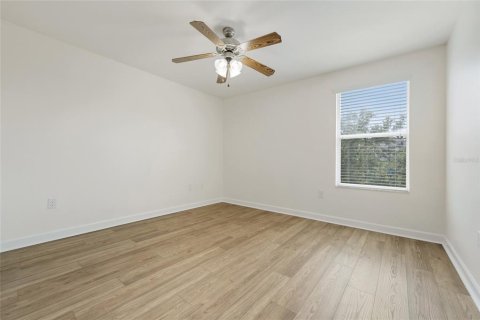 House in Davenport, Florida 5 bedrooms, 286.05 sq.m. № 1905930 - photo 23