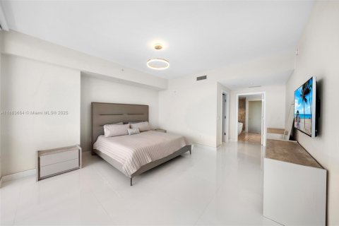 Copropriété à vendre à Miami, Floride: 3 chambres, 254.83 m2 № 1931029 - photo 21
