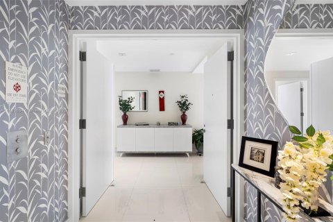 Copropriété à vendre à Miami, Floride: 3 chambres, 254.83 m2 № 1931029 - photo 28