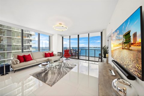 Copropriété à vendre à Miami, Floride: 3 chambres, 254.83 m2 № 1931029 - photo 8