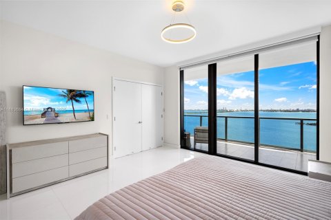 Copropriété à vendre à Miami, Floride: 3 chambres, 254.83 m2 № 1931029 - photo 19