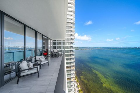 Copropriété à vendre à Miami, Floride: 3 chambres, 254.83 m2 № 1931029 - photo 3