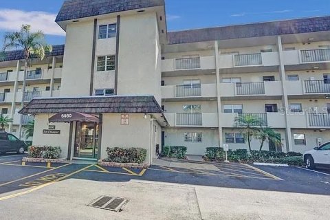 Copropriété à vendre à Lauderhill, Floride: 2 chambres, 101.45 m2 № 2148208 - photo 19