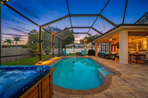 House in Valrico, Florida 4 bedrooms, 226.68 sq.m. № 1909940 - photo 11