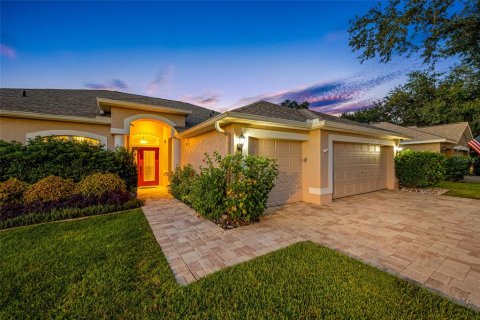 House in Valrico, Florida 4 bedrooms, 226.68 sq.m. № 1909940 - photo 5