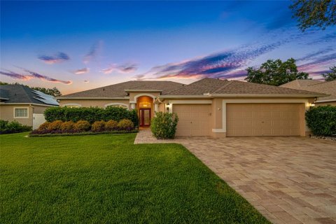 House in Valrico, Florida 4 bedrooms, 226.68 sq.m. № 1909940 - photo 1
