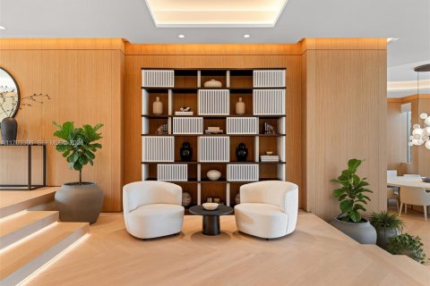 Villa ou maison à vendre à Miami Beach, Floride: 7 chambres, 1158.49 m2 № 2270739 - photo 8