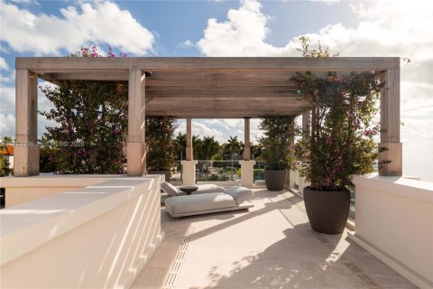 Villa ou maison à vendre à Miami Beach, Floride: 7 chambres, 1158.49 m2 № 2270739 - photo 28