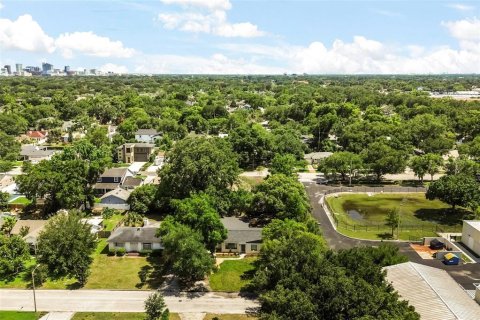 Casa en venta en Orlando, Florida, 4 dormitorios, 157.38 m2 № 2237242 - foto 5