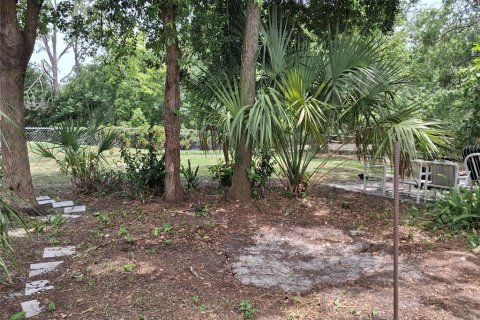 House in New Port Richey, Florida 3 bedrooms, 202.62 sq.m. № 2157371 - photo 5