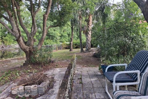 House in New Port Richey, Florida 3 bedrooms, 202.62 sq.m. № 2157371 - photo 7