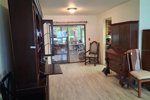 House in New Port Richey, Florida 3 bedrooms, 202.62 sq.m. № 2157371 - photo 21