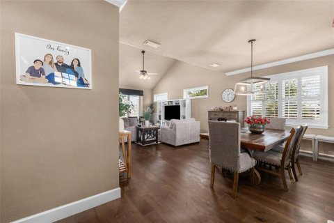 Casa en alquiler en Newberry, Florida, 4 dormitorios, 195 m2 № 2219009 - foto 4