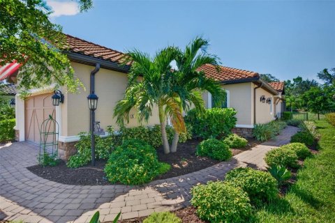 Villa ou maison à vendre à Bradenton, Floride: 2 chambres, 156.91 m2 № 2416626 - photo 17