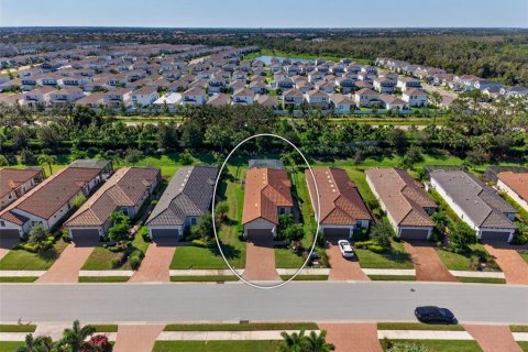 Villa ou maison à vendre à Bradenton, Floride: 2 chambres, 156.91 m2 № 2416626 - photo 8
