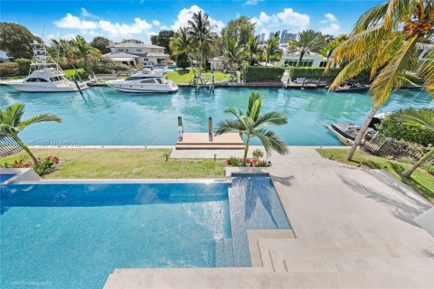 Купить виллу или дом в Майами, Флорида 6 спален, 503.62м2, № 1955486 - фото 29