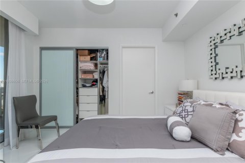 Купить кондоминиум в Санни-Айлс-Бич, Флорида 2 спальни, 175.21м2, № 2054461 - фото 21