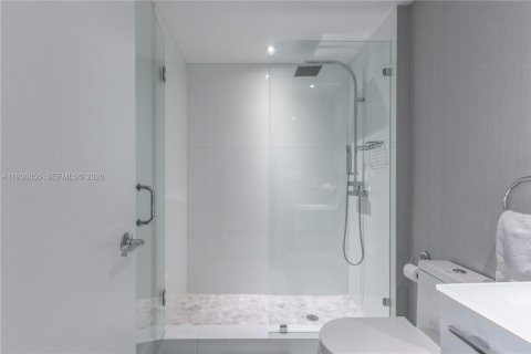 Купить кондоминиум в Санни-Айлс-Бич, Флорида 2 спальни, 175.21м2, № 2054461 - фото 23