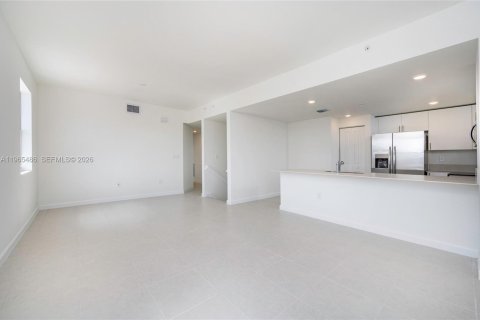 Touwnhouse à louer à Miami, Floride: 3 chambres, 183.48 m2 № 2027040 - photo 16