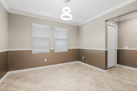 House in BELMONT in Ruskin, Florida 5 bedrooms, 356.19 sq.m. № 2279890 - photo 5