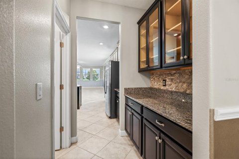 House in BELMONT in Ruskin, Florida 5 bedrooms, 356.19 sq.m. № 2279890 - photo 6