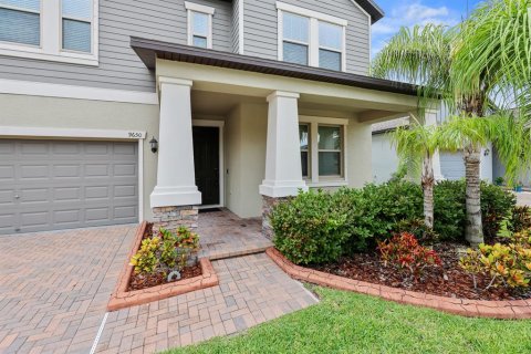 House in BELMONT in Ruskin, Florida 5 bedrooms, 356.19 sq.m. № 2279890 - photo 2